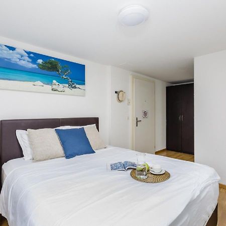 Swiss Star Guesthouse District 4 - Contactless Self Check-In Ζυρίχη Εξωτερικό φωτογραφία