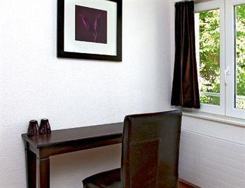 Swiss Star Guesthouse District 4 - Contactless Self Check-In Ζυρίχη Εξωτερικό φωτογραφία